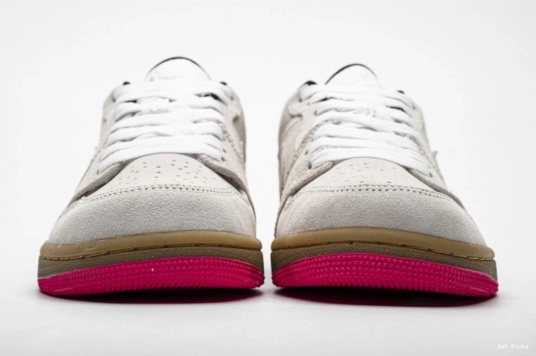 Pink Jordan Gum Hyper 553558-119  1 Low White 0308